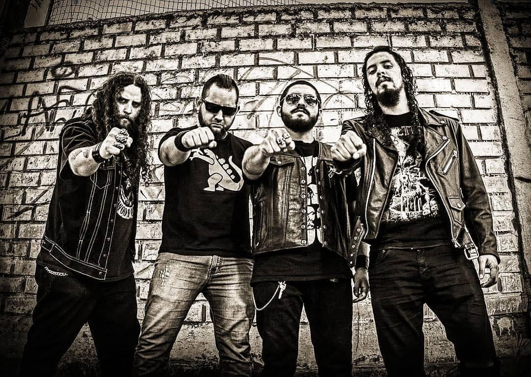 Hellcross Groove Stoner Metal band